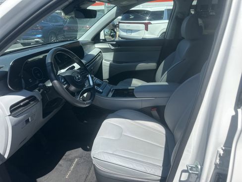 Used 2024 Hyundai Palisade SEL w/ Premium Package image 29