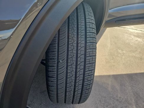 New 2026 Ford Explorer ST w/ Sun And Sound Package image 36