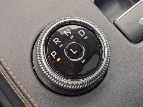 Certified 2023 Ford Mustang Mach-E GT image 28