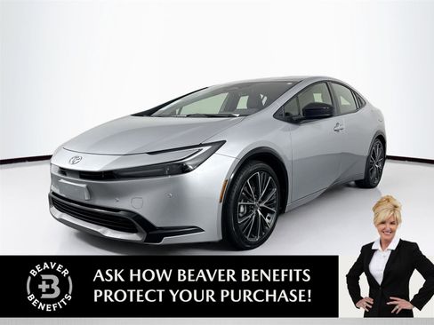 Certified 2025 Toyota Prius XLE FWD image 1