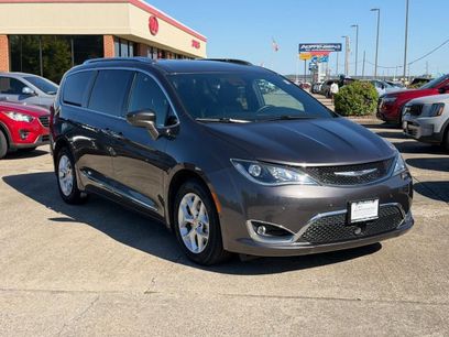 Used 2020 Chrysler Pacifica Touring-L