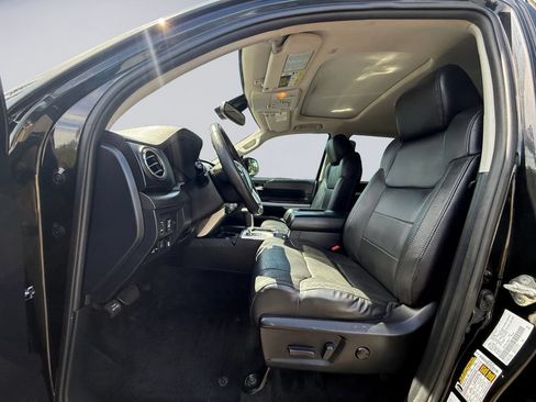 Used 2020 Toyota Tundra SR5 AWD/4WD image 10