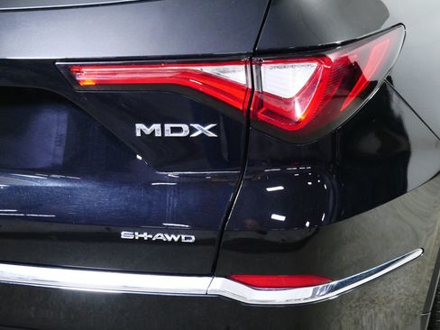 Used 2024 Acura MDX SH-AWD image 17