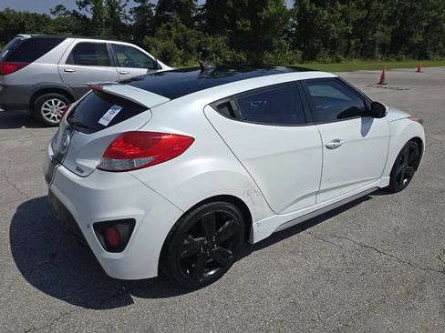 Used 2014 Hyundai Veloster Turbo w/ Turbo Technology Package 04 FWD image 2