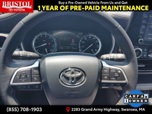 Used 2022 Toyota Highlander XLE AWD/4WD image 24