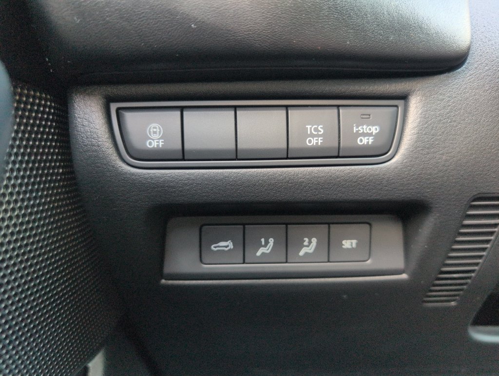 Used 2025 MAZDA CX-50 AWD 2.5 Turbo w/ Premium Pkg image 16