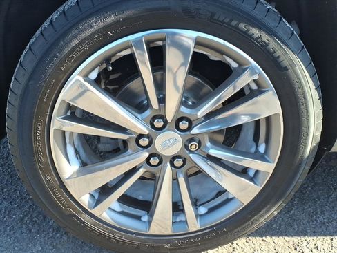 Certified 2021 Cadillac XT6 Premium Luxury image 7