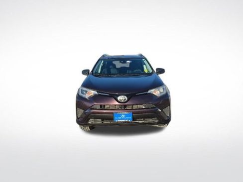 Used 2017 Toyota RAV4 LE image 2