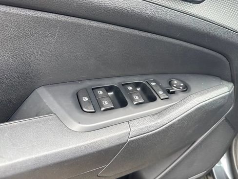 Used 2024 Kia Sportage LX AWD/4WD image 23