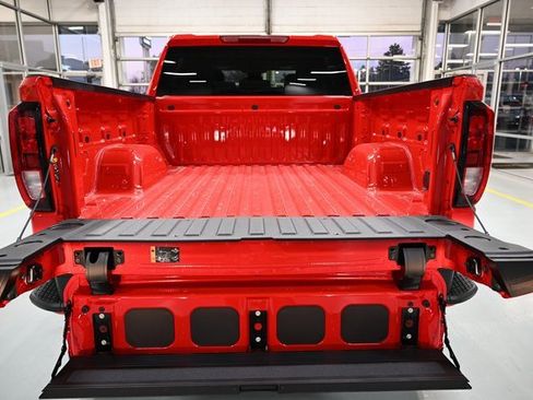 New 2026 GMC Sierra 1500 Elevation image 7