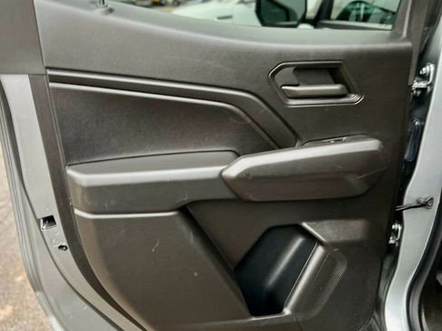 Used 2023 Chevrolet Colorado W/T image 13