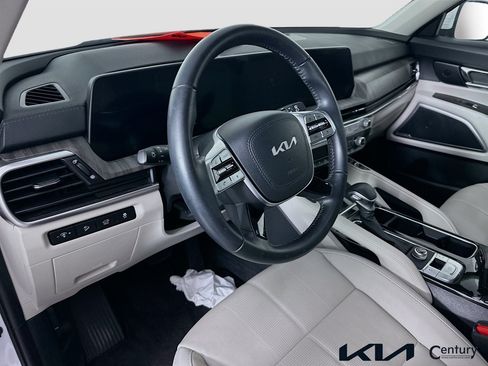 Certified 2025 Kia Telluride EX FWD image 9