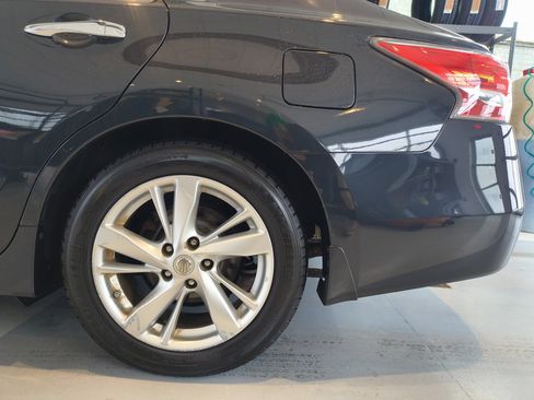 Used 2014 Nissan Altima 2.5 SL w/ Technology Package image 24