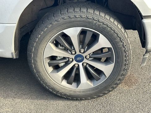 Used 2019 Ford F150 XL w/ Equipment Group 101A Mid AWD/4WD image 10
