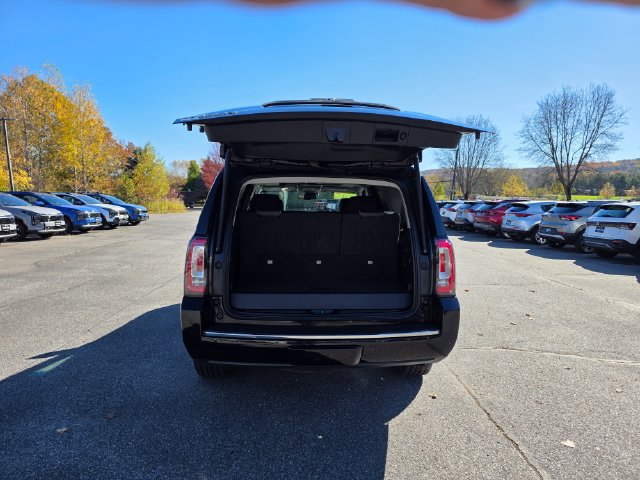 Used 2020 GMC Yukon Denali w/ Open Road Package AWD/4WD image 10