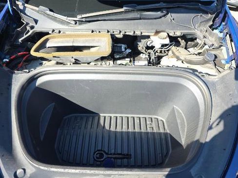 Used 2021 Tesla Model Y Long Range image 8