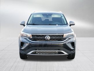Used 2024 Volkswagen Taos SE video 2