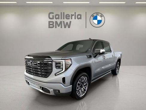 Used 2025 GMC Sierra 1500 Denali Ultimate image 1