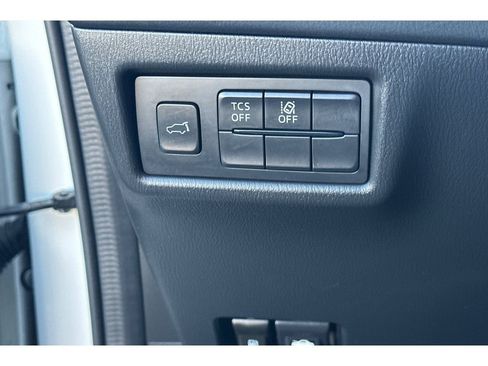 Used 2018 MAZDA CX-5 Touring w/ Preferred Equipment Package image 33