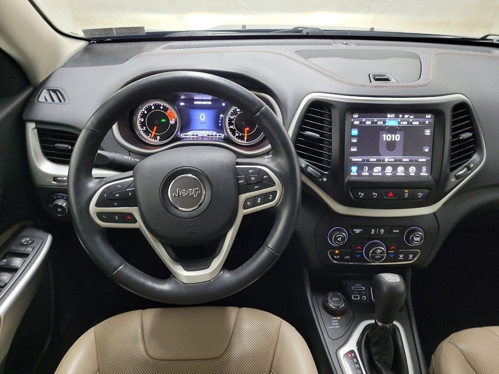 Used 2018 Jeep Cherokee Limited w/ Technology Group AWD/4WD image 22
