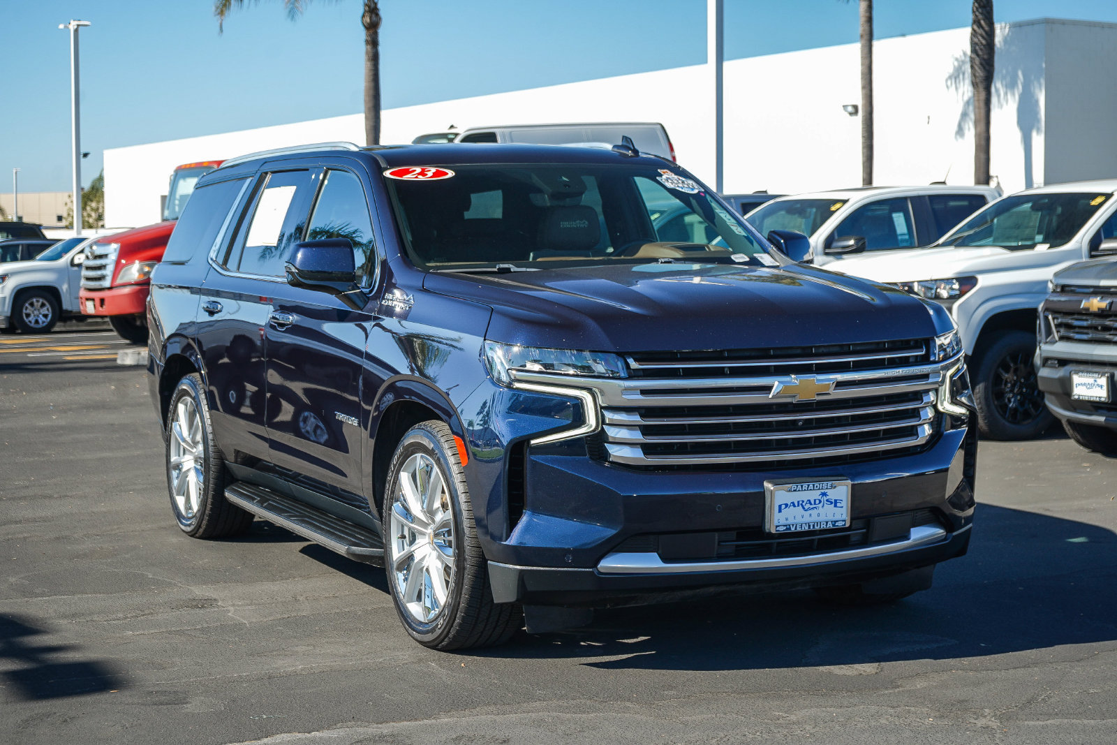 Used 2023 Chevrolet Tahoe High Country w/ LPO, Illumination Package AWD/4WD image 3