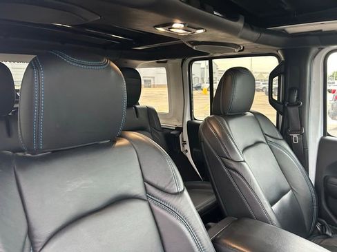 Used 2023 Jeep Wrangler Unlimited Rubicon 4xe w/ Cold Weather Group image 16