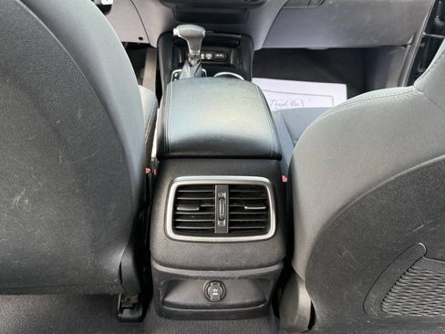 Used 2019 Kia Sorento L FWD image 15
