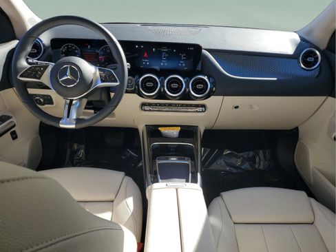 Used 2026 Mercedes-Benz GLA 250 image 10
