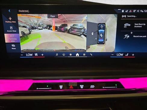 Used 2025 BMW 740i xDrive AWD/4WD image 25