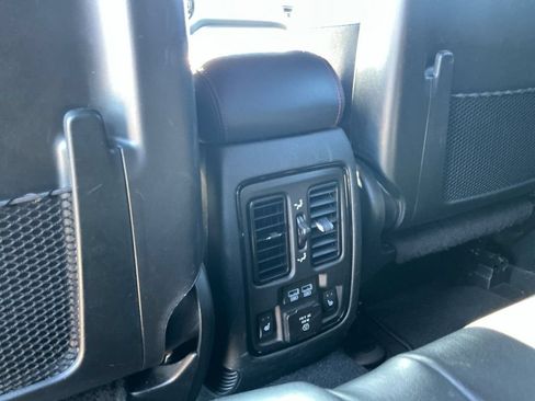 Used 2024 Dodge Durango GT AWD/4WD image 23