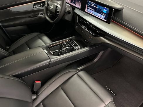 Certified 2025 Nissan Murano SL AWD/4WD image 16