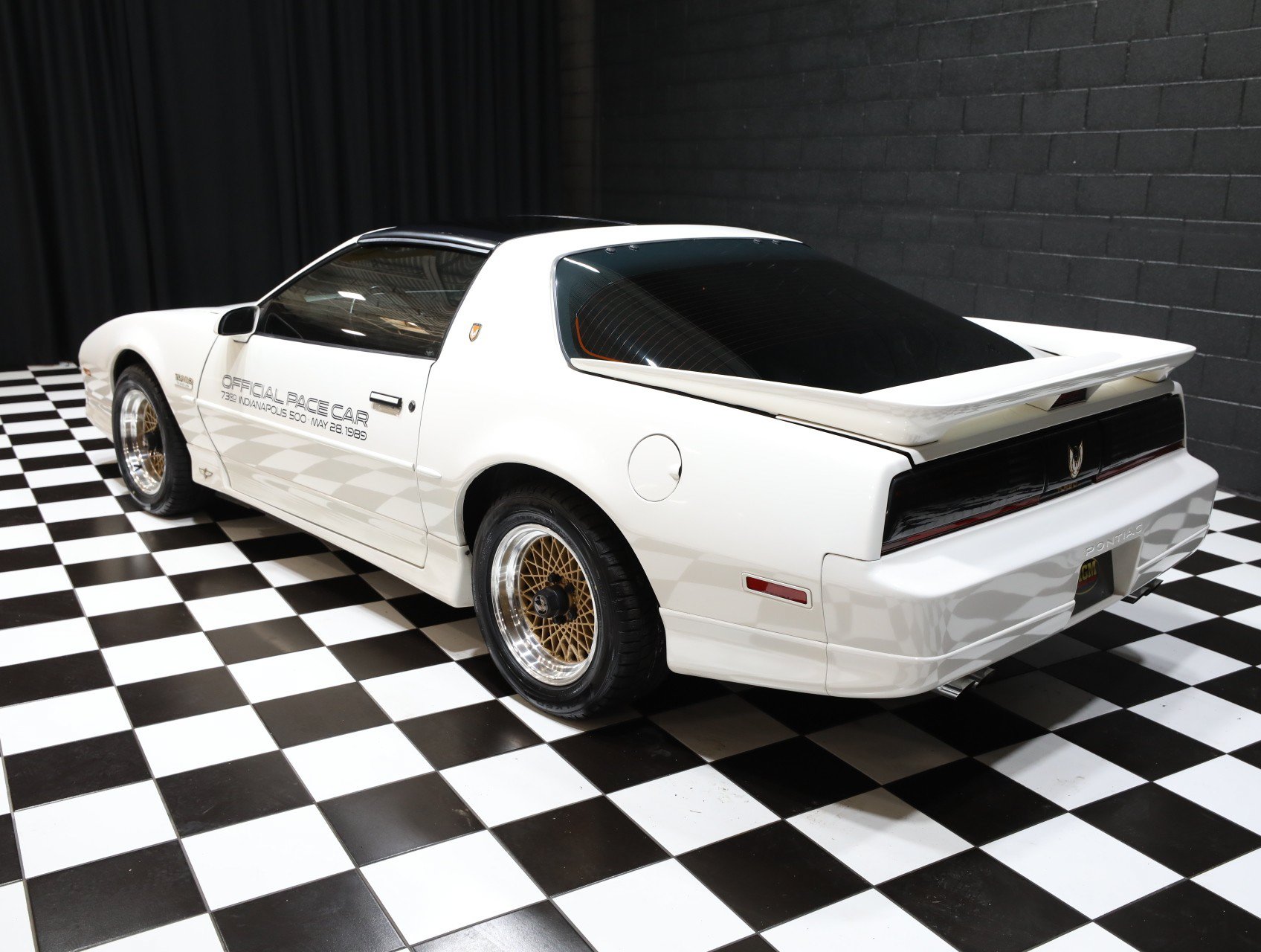 Used 1989 Pontiac Firebird Trans Am RWD image 9