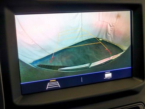 Certified 2022 Chevrolet Silverado 1500 Custom image 21