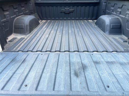 Used 2022 Chevrolet Silverado 1500 LT Trail Boss w/ Convenience Package II image 25