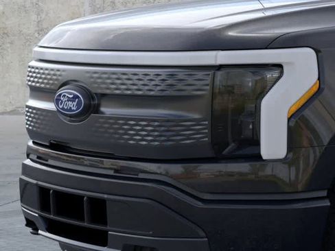 New 2025 Ford F150 Lightning XLT image 17