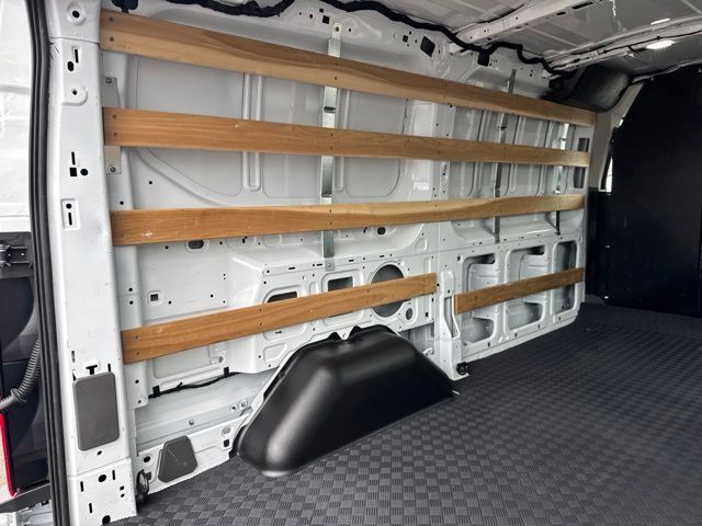 Used 2025 Ford Transit 250 Low Roof w/ Exterior Upgrade Package RWD image 26