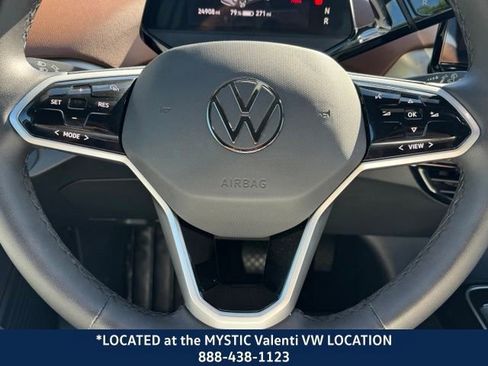 Certified 2023 Volkswagen ID.4 Pro RWD image 38