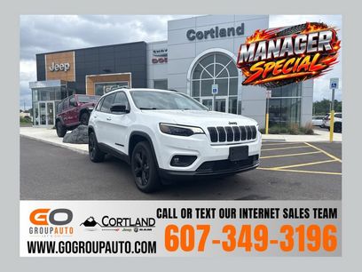 Used 2023 Jeep Cherokee Altitude Lux w/ Lux Elite Package