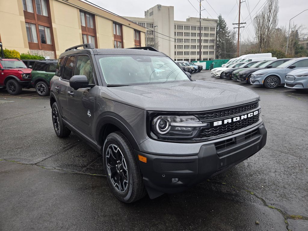 New 2026 Ford Bronco Sport Outer Banks w/ Outer Banks Tech Package+ AWD/4WD image 3