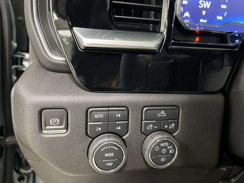 Used 2023 Chevrolet Silverado 1500 RST w/ Convenience Package II AWD/4WD image 18