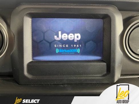 Used 2022 Jeep Wrangler Unlimited Sport AWD/4WD image 13