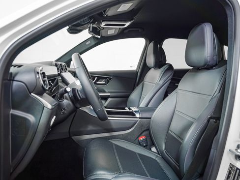 Certified 2026 Mercedes-Benz GLC 300 image 12