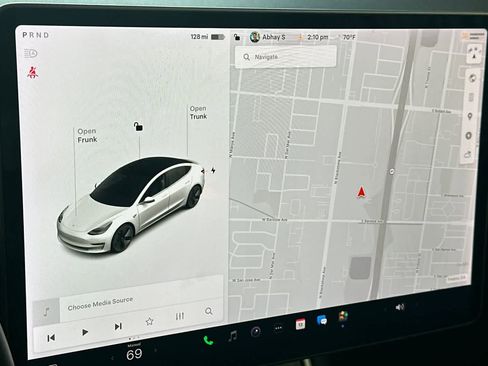 Used 2020 Tesla Model 3 Standard Range image 20