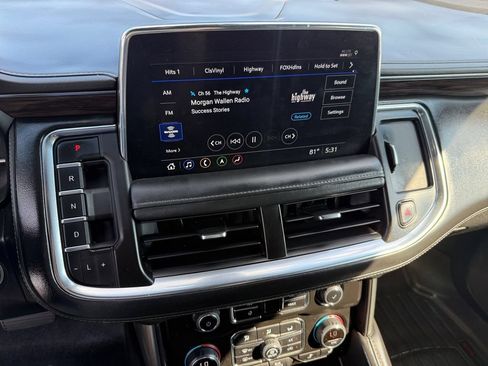 Used 2021 Chevrolet Tahoe Z71 w/ Rear Media and Nav Package AWD/4WD image 19