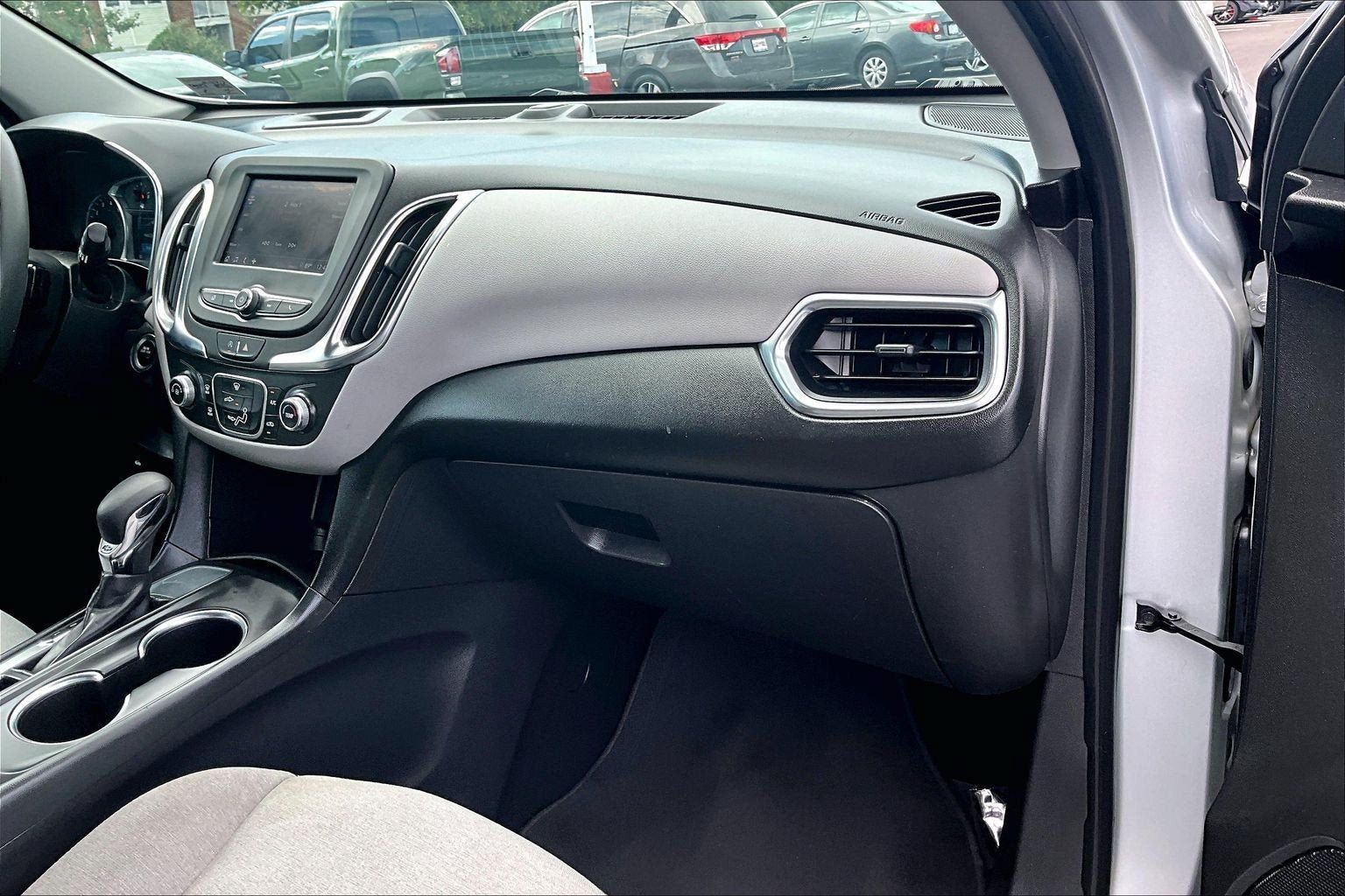 Used 2022 Chevrolet Equinox LT FWD image 15