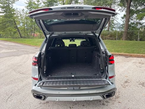 Used 2026 BMW X5 xDrive40i w/ M Sport Package AWD/4WD image 30