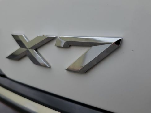 Used 2025 BMW X7 xDrive40i AWD/4WD image 21