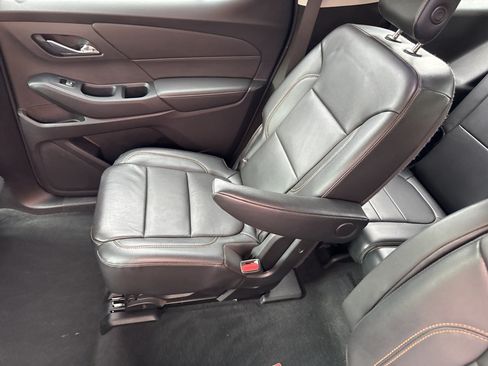 Used 2018 Chevrolet Traverse LT AWD/4WD image 19