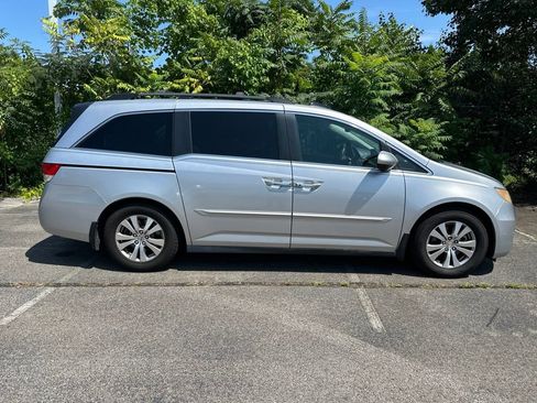 Used 2015 Honda Odyssey EX-L image 2