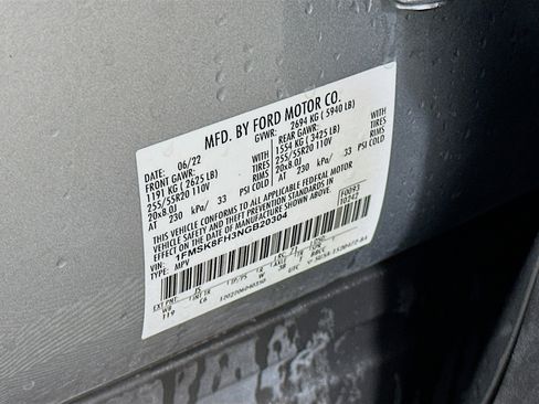 Used 2022 Ford Explorer Limited image 12